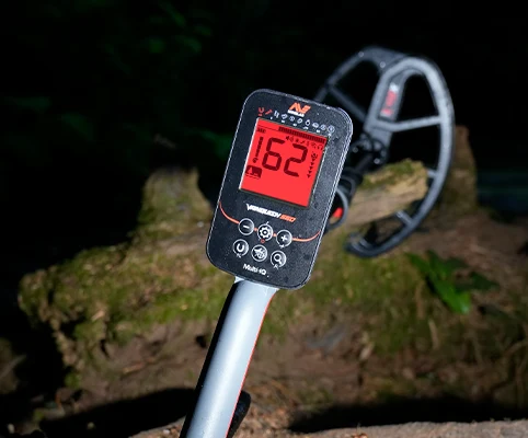 Giresun Minelab Vanquish 560 Pro Pack - Aydınlatmalı kullanım
