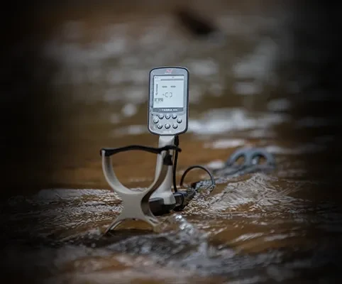Giresun Minelab X-Terra Elite - Su geçirmez gövde